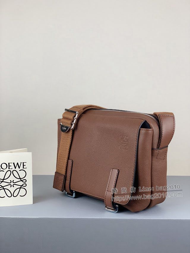 LOEWE包包 羅意威military messenger經典信使包 羅意威斜挎包 11357  tcl1431